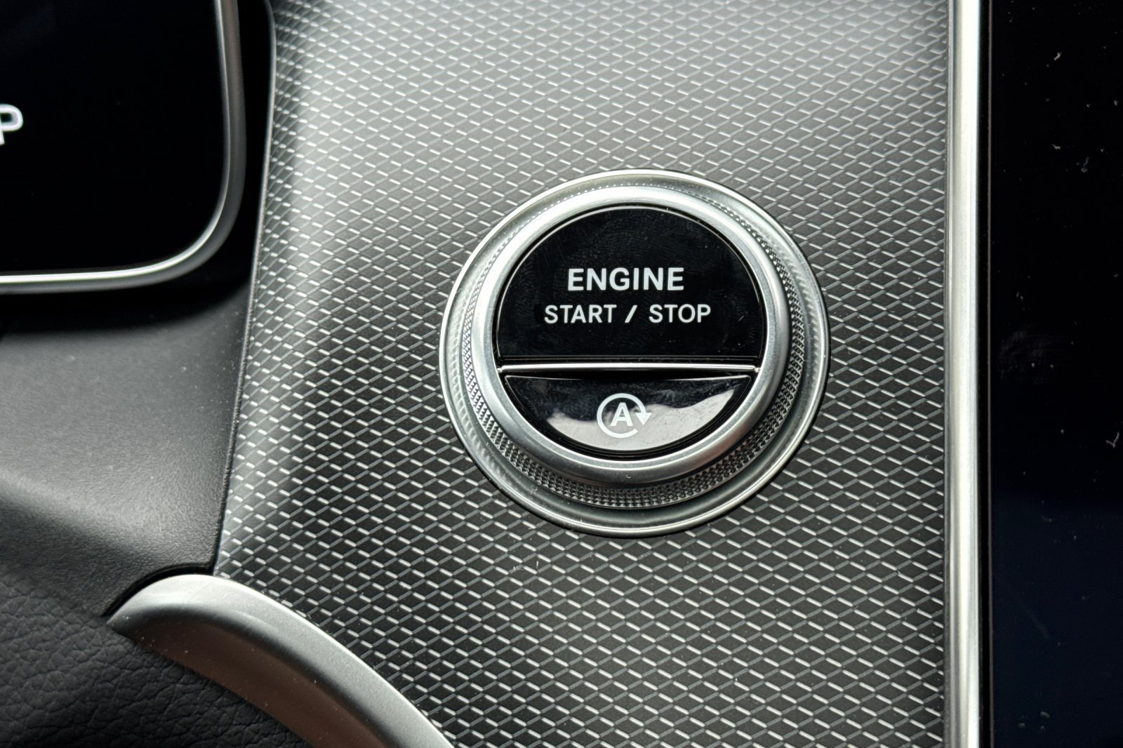 Certified 2024 Mercedes-Benz GLC 300 4MATIC image 29