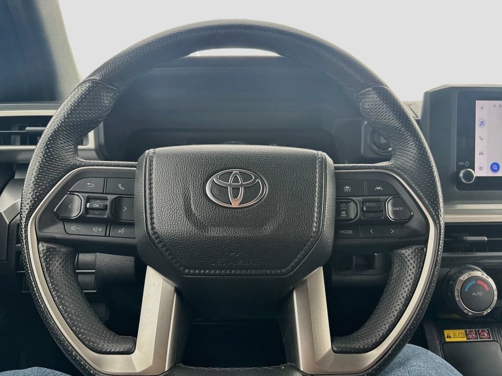 Used 2024 Toyota Tacoma SR5 AWD/4WD image 11