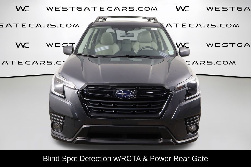 Used 2023 Subaru Forester Premium image 2