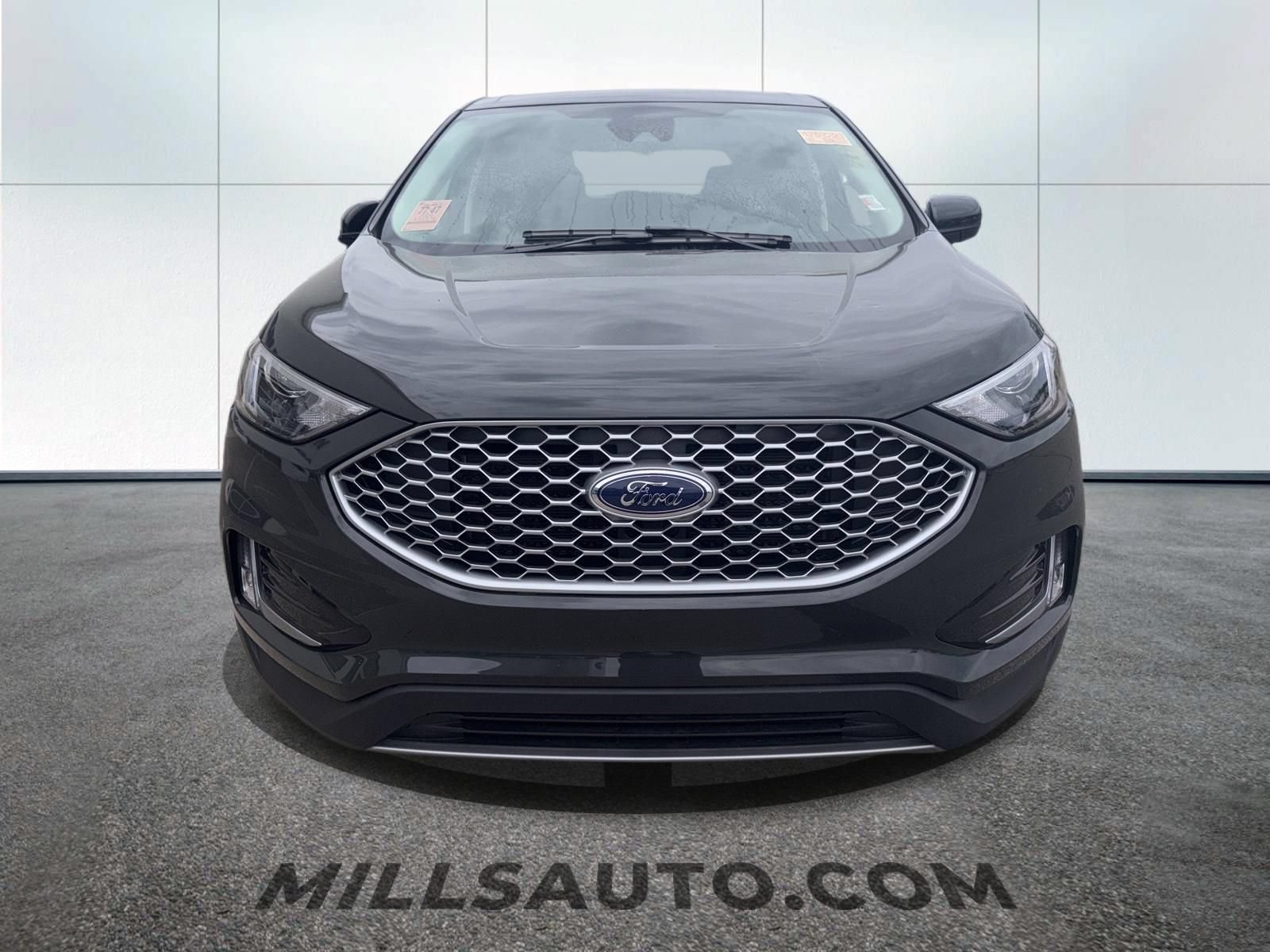 Used 2024 Ford Edge SEL w/ Convenience Package AWD/4WD image 2