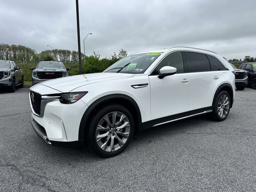 Used 2025 MAZDA CX-90 3.3 Turbo w/ Premium Plus Pkg image 2