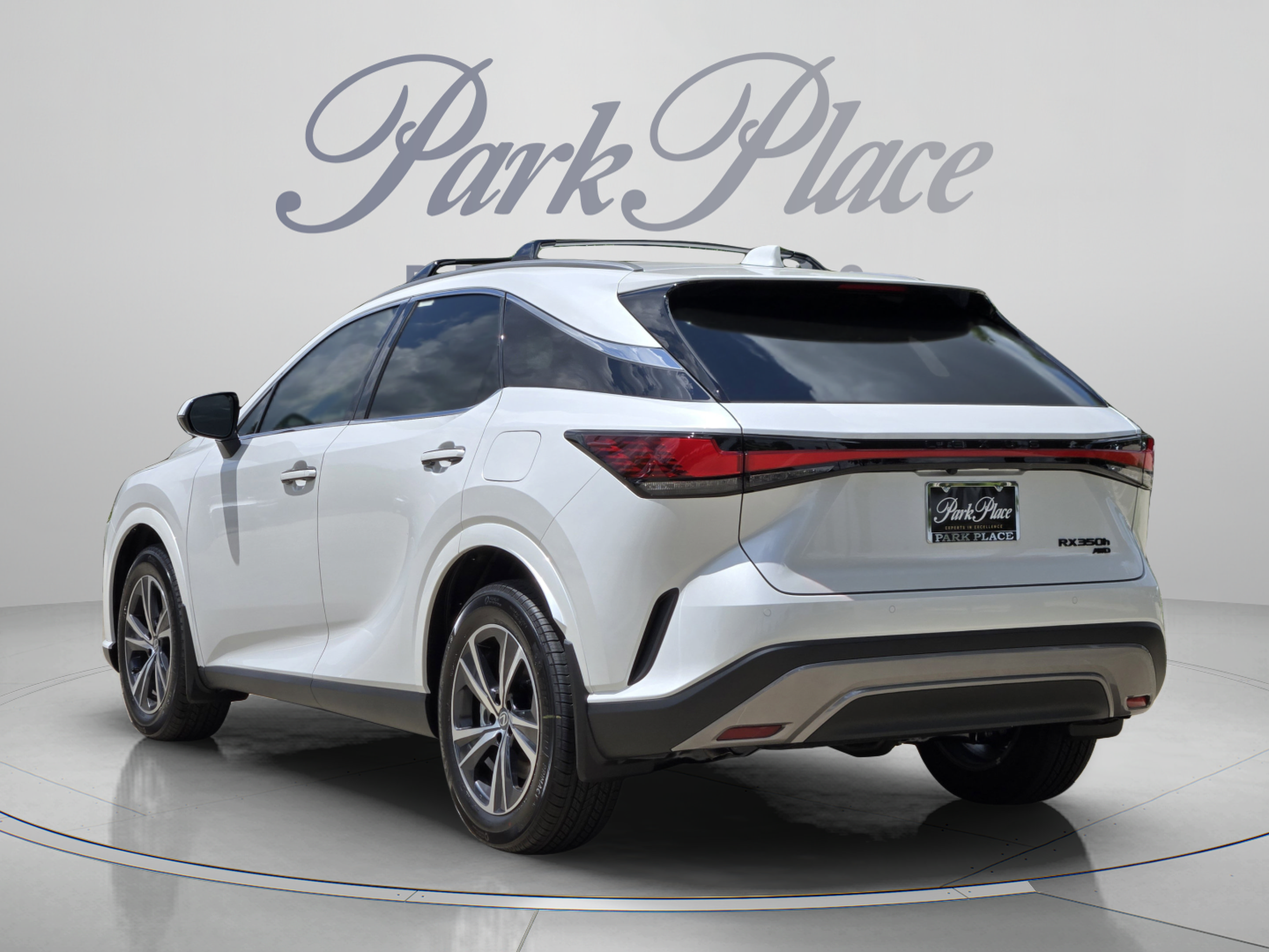 New 2026 Lexus RX 350h AWD/4WD image 3