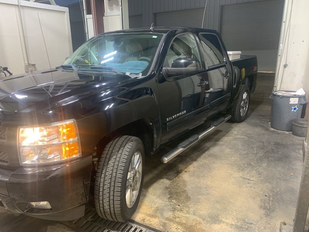 Used 2011 Chevrolet Silverado 1500 LT w/ All-Star Edition image 10
