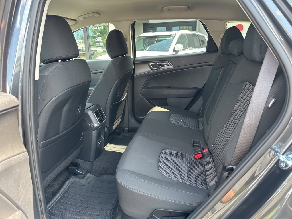 New 2026 Kia Sportage S image 21