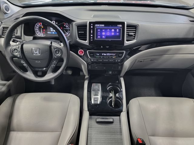 Used 2017 Honda Pilot Touring image 18