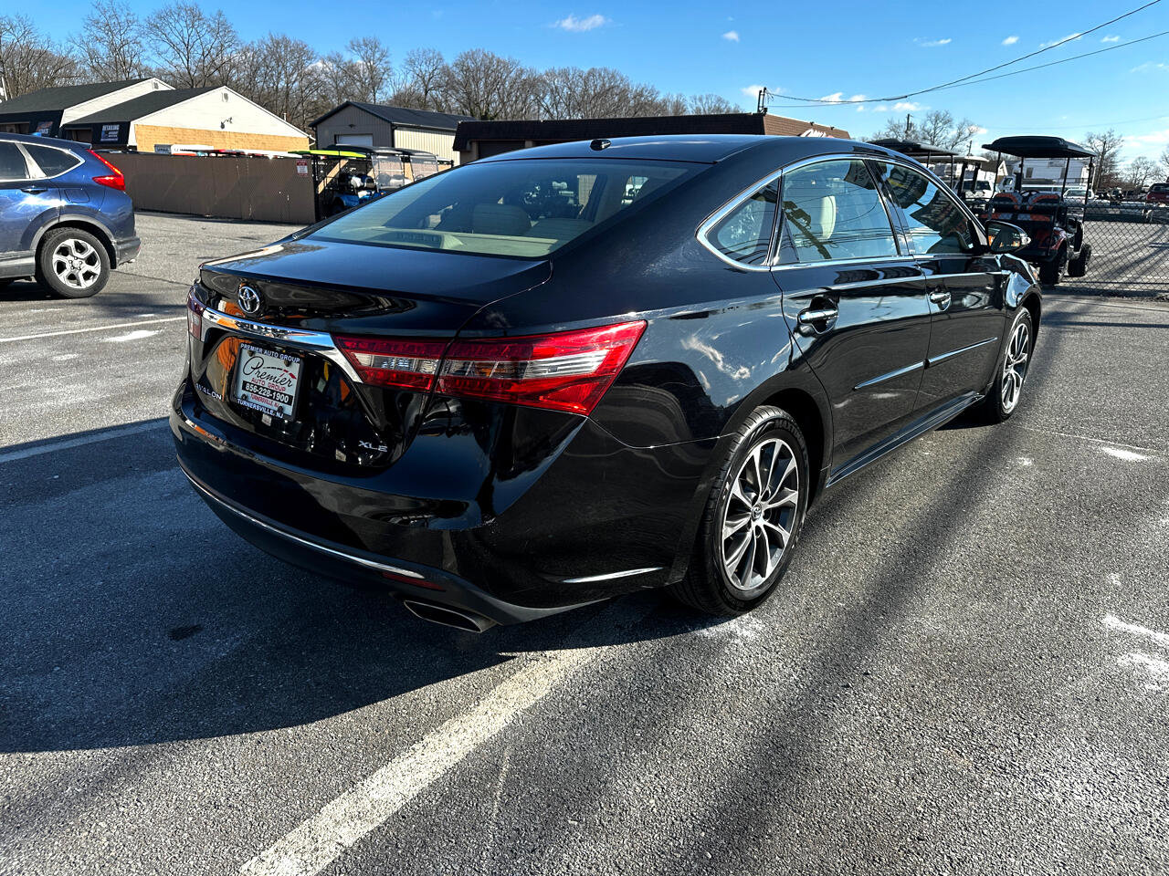 Used 2018 Toyota Avalon XLE image 5