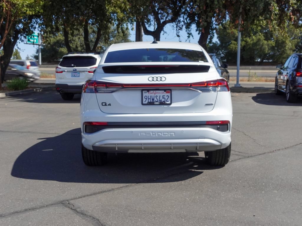 Used 2023 Audi Q4 e-tron Premium Plus w/ Premium Plus AWD/4WD image 6