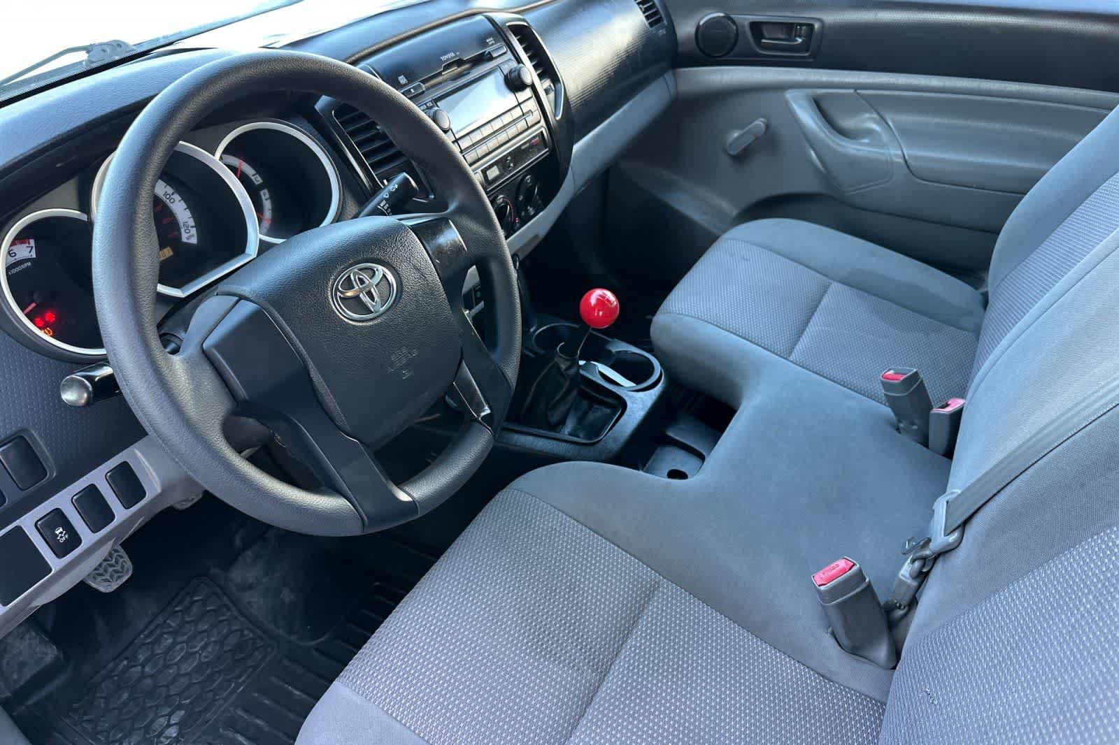 Used 2012 Toyota Tacoma 2WD Regular Cab image 10