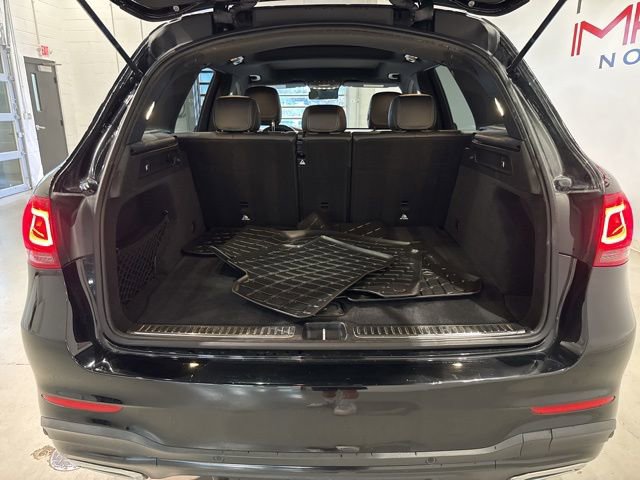 Used 2022 Mercedes-Benz GLC 300 4MATIC w/ AMG Line image 27