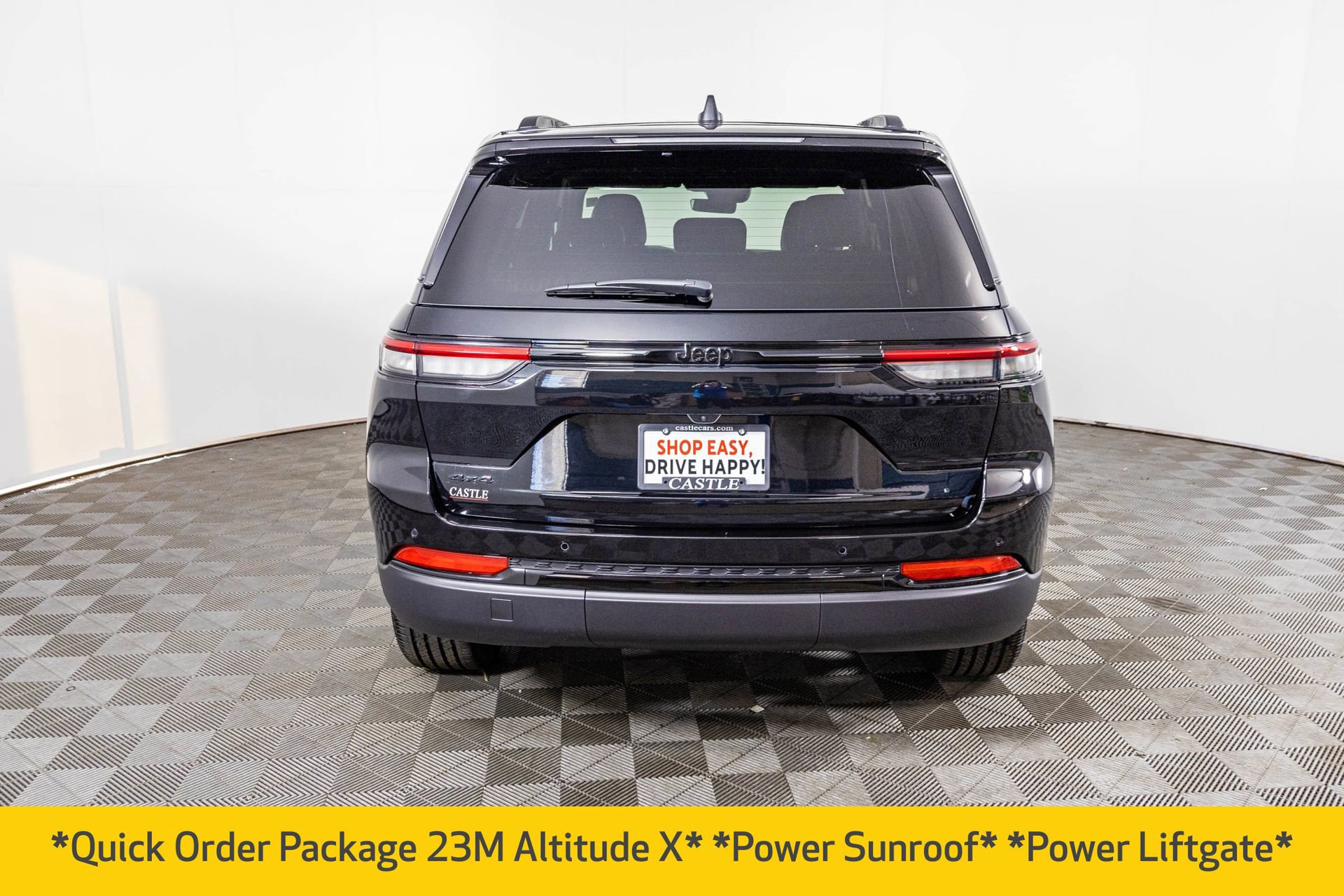 Used 2025 Jeep Grand Cherokee Altitude image 11