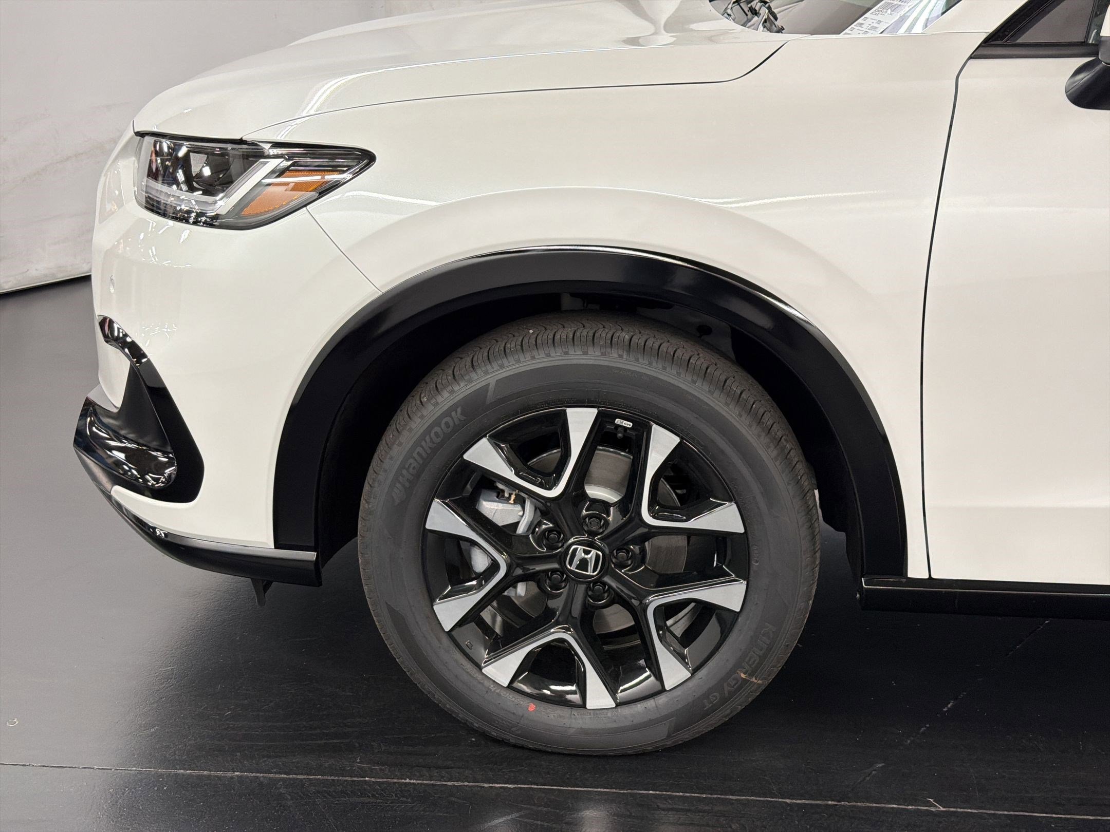 New 2026 Honda HR-V EX-L image 12