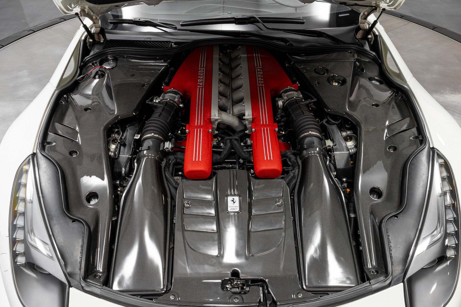 Used 2015 Ferrari F12 Berlinetta image 29