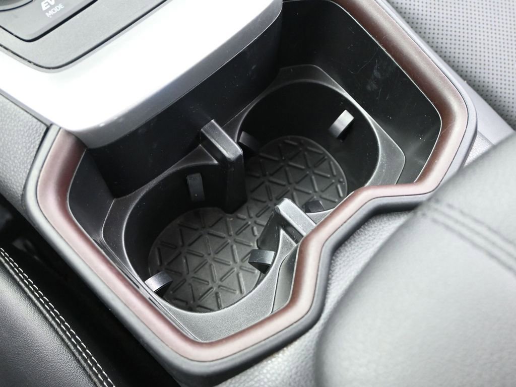 Used 2023 Toyota RAV4 Limited image 24