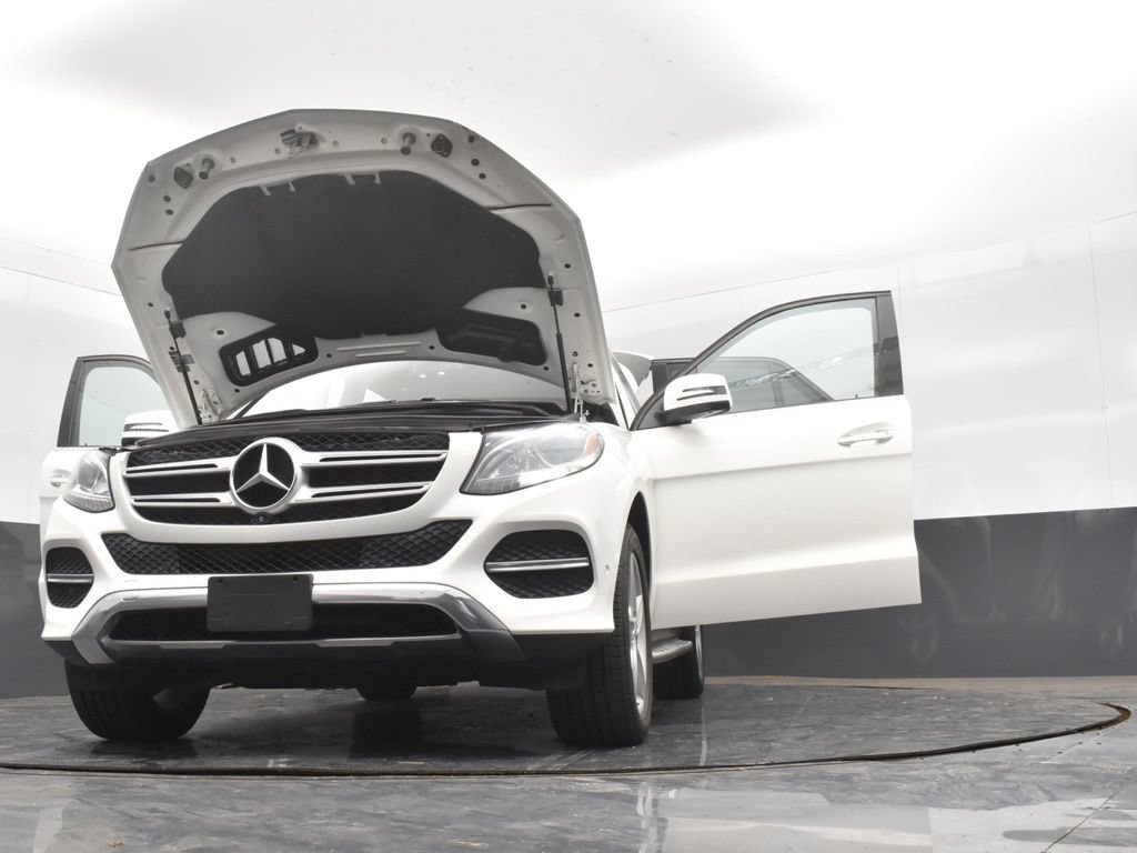 Used 2019 Mercedes-Benz GLE 400 4MATIC w/ Premium 1 Package image 36