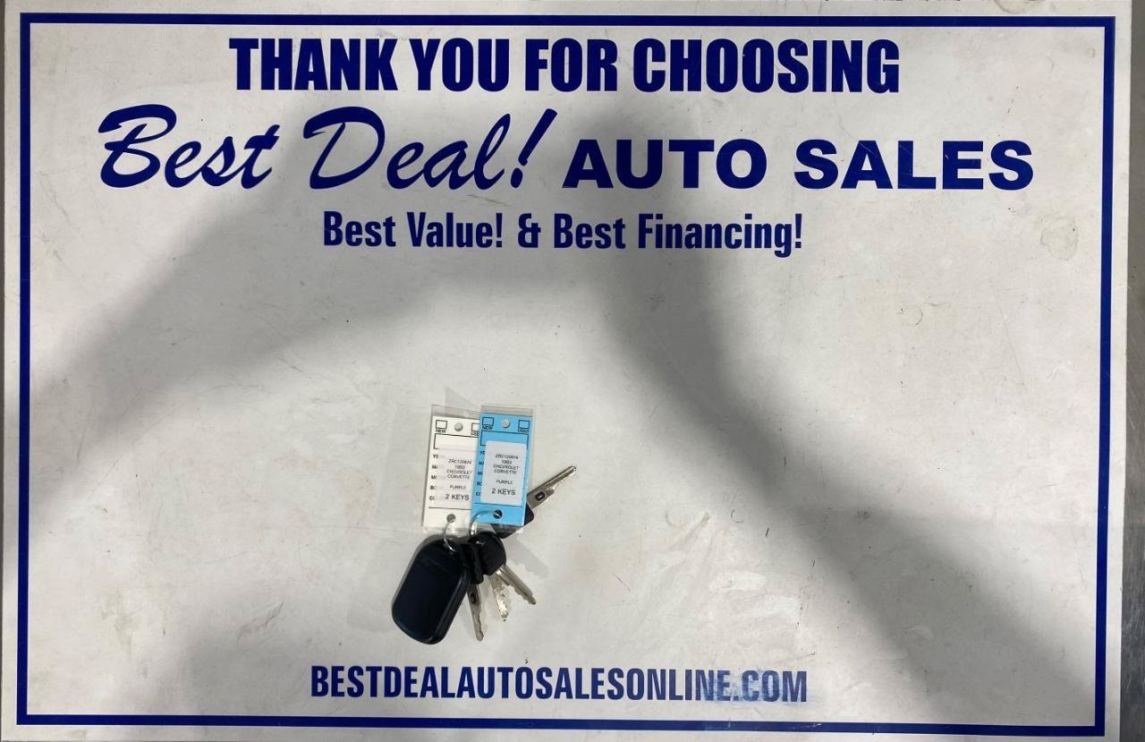 Used 1993 Chevrolet Corvette Coupe RWD image 24