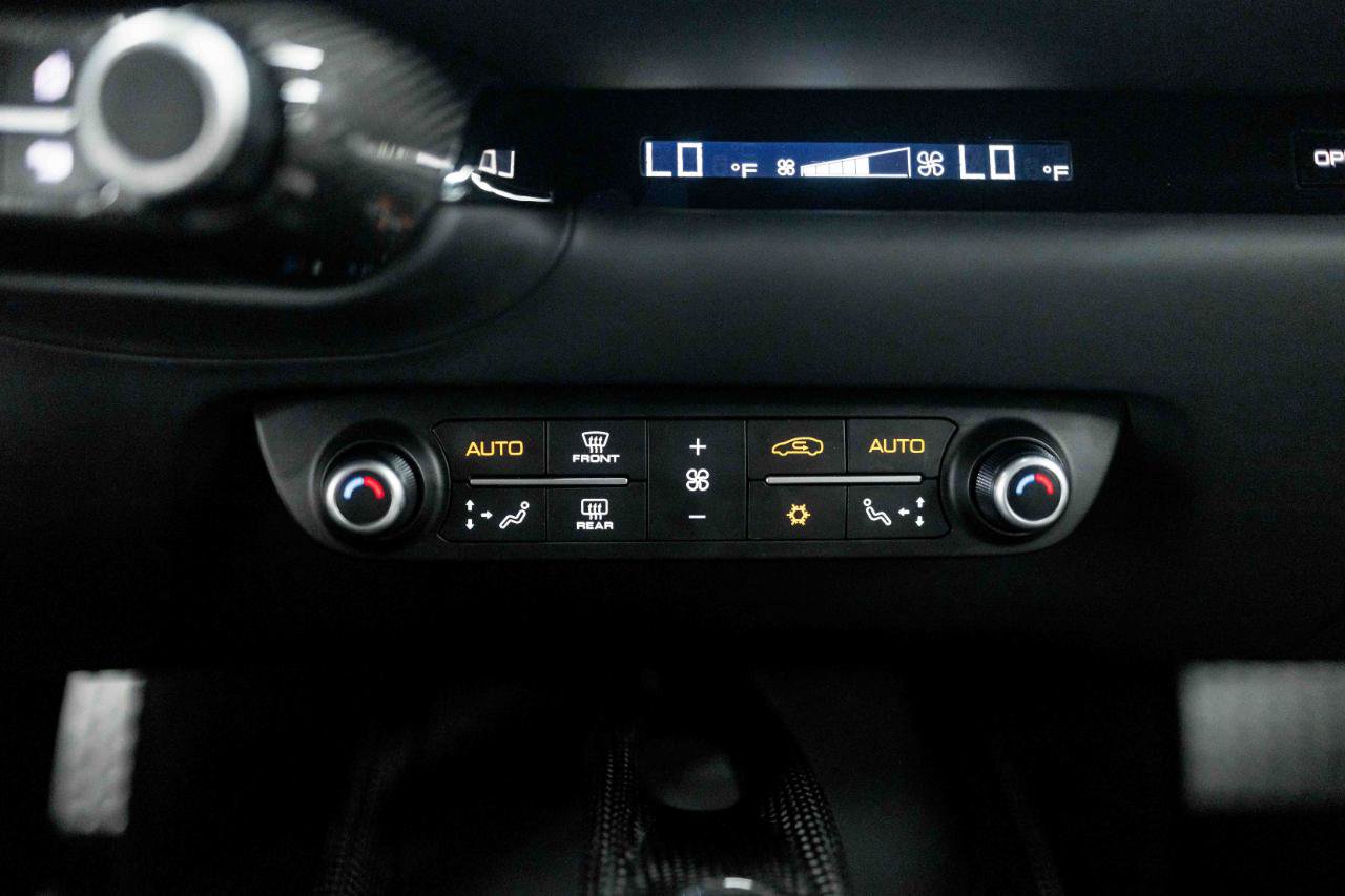 Used 2018 Ferrari 812 Superfast RWD image 63