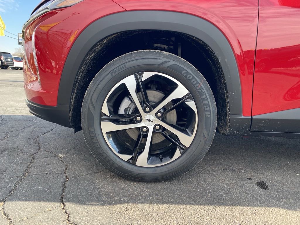 New 2026 Chevrolet Trax RS w/ Driver Confidence Package image 11