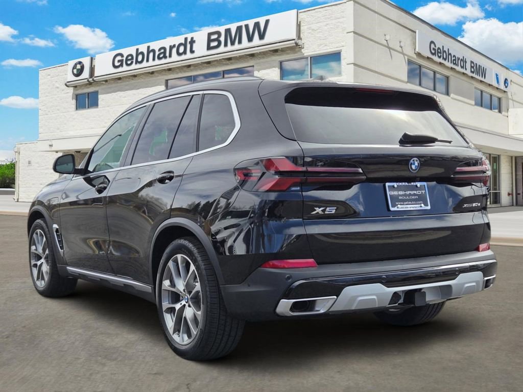 New 2026 BMW X5 xDrive50e w/ Parking Assistance Package image 7