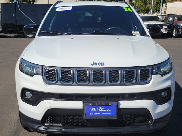 Used 2024 Jeep Compass Latitude AWD/4WD image 25