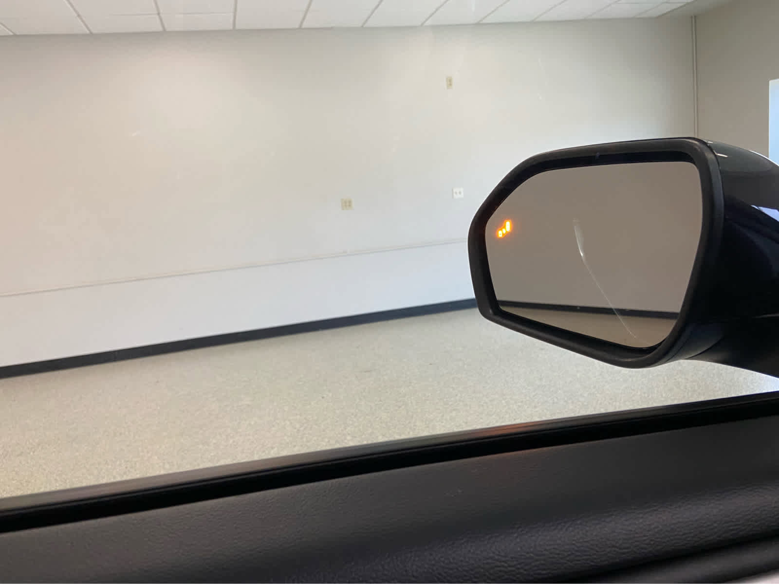 Used 2022 Ford Explorer Limited w/ Equipment Group 301A image 50