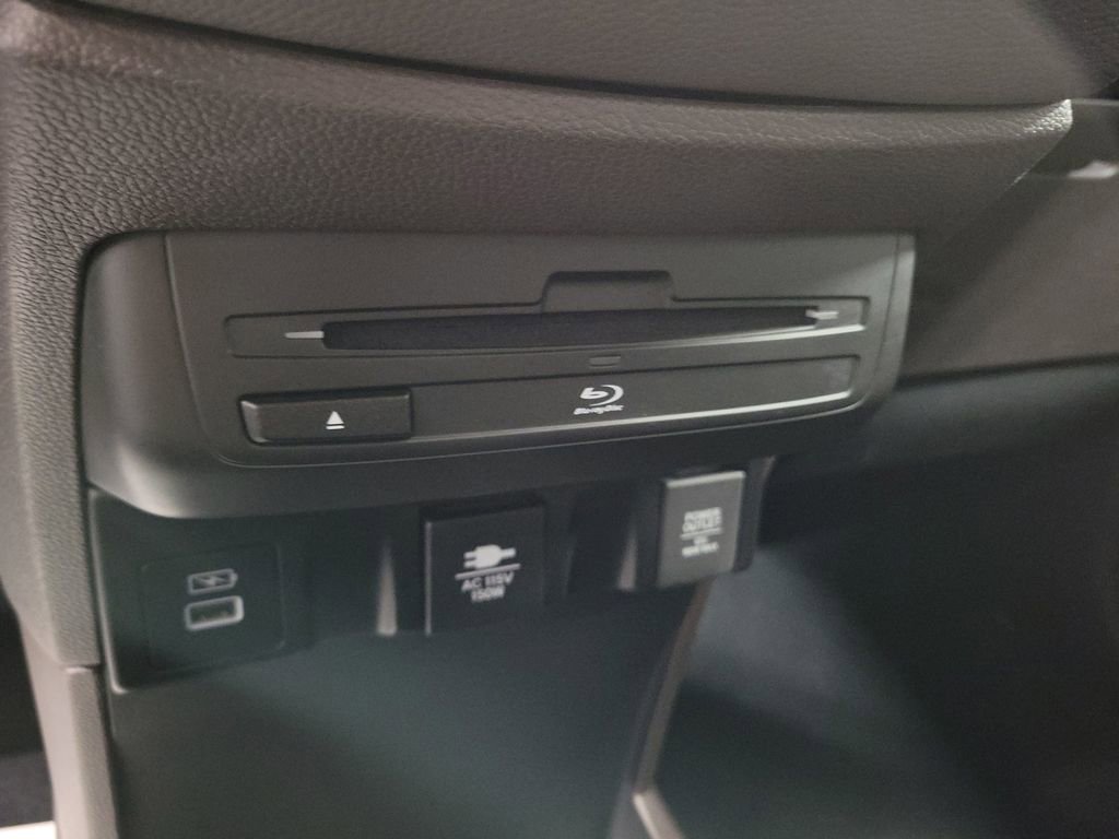 Used 2023 Honda Odyssey Elite image 21