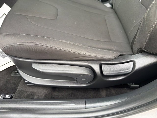 Certified 2022 Hyundai Elantra SEL image 16