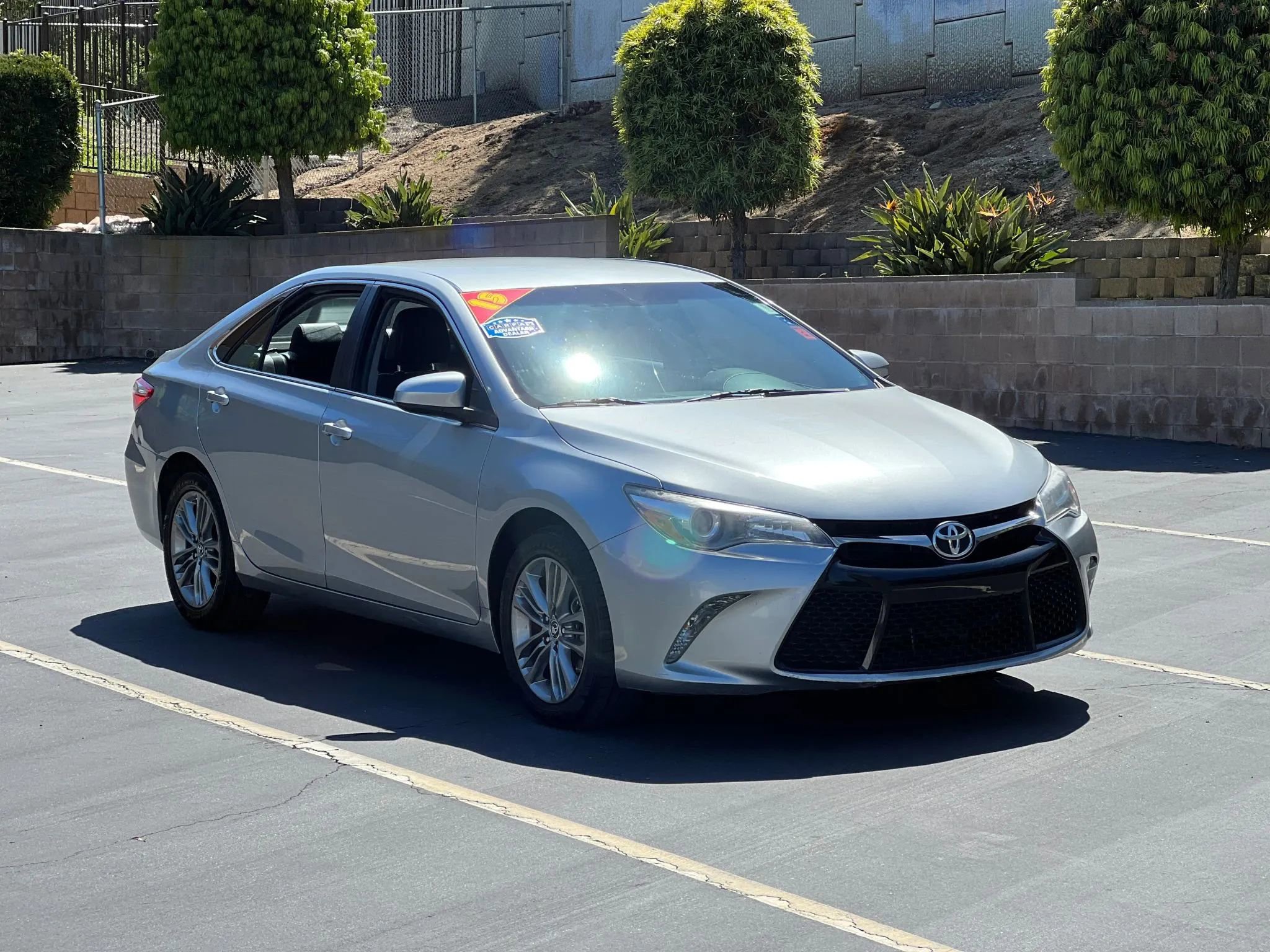 Used 2015 Toyota Camry XSE w/ Moonroof Package FWD image 7