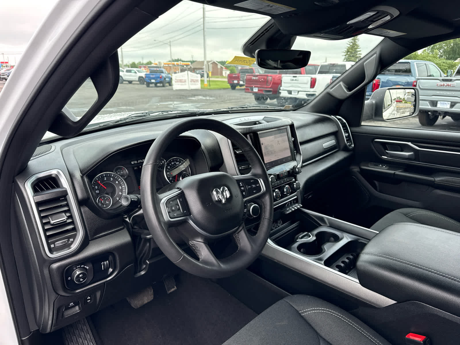 Used 2025 RAM 1500 Big Horn AWD/4WD image 13