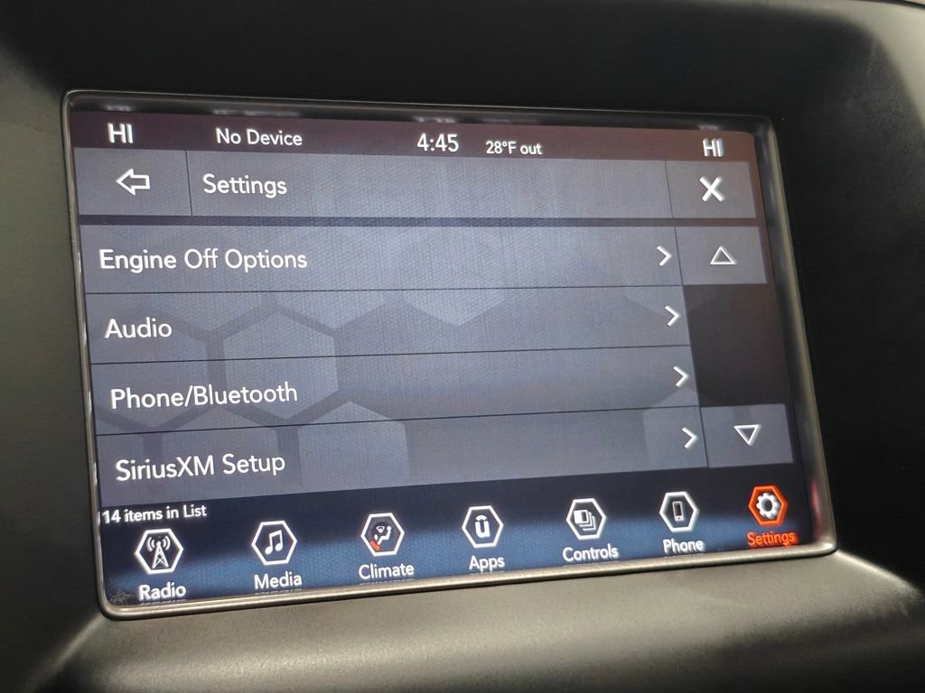 Used 2021 Jeep Grand Cherokee Laredo AWD/4WD image 35