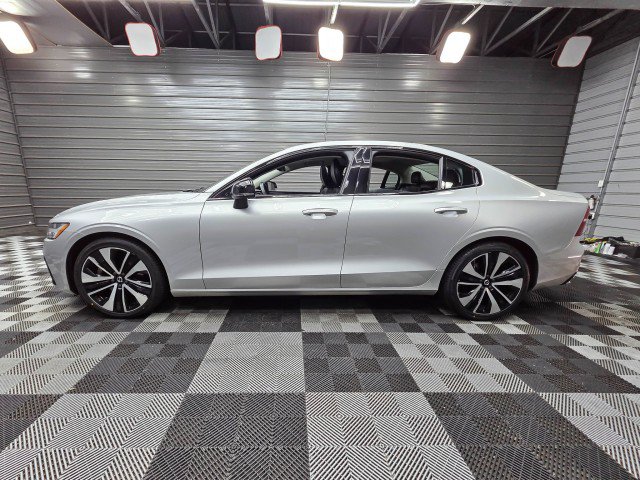 Used 2022 Volvo S60 B5 Inscription FWD image 8
