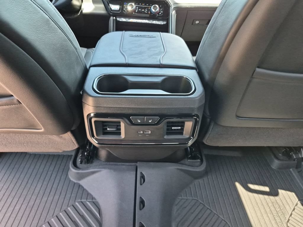 Used 2025 GMC Sierra 2500 AT4X w/ AT4X AEV Edition AWD/4WD image 35
