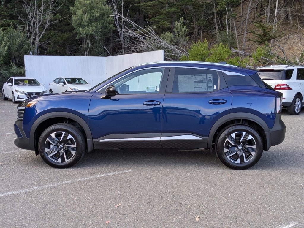 New 2026 Nissan Kicks SV AWD/4WD image 8