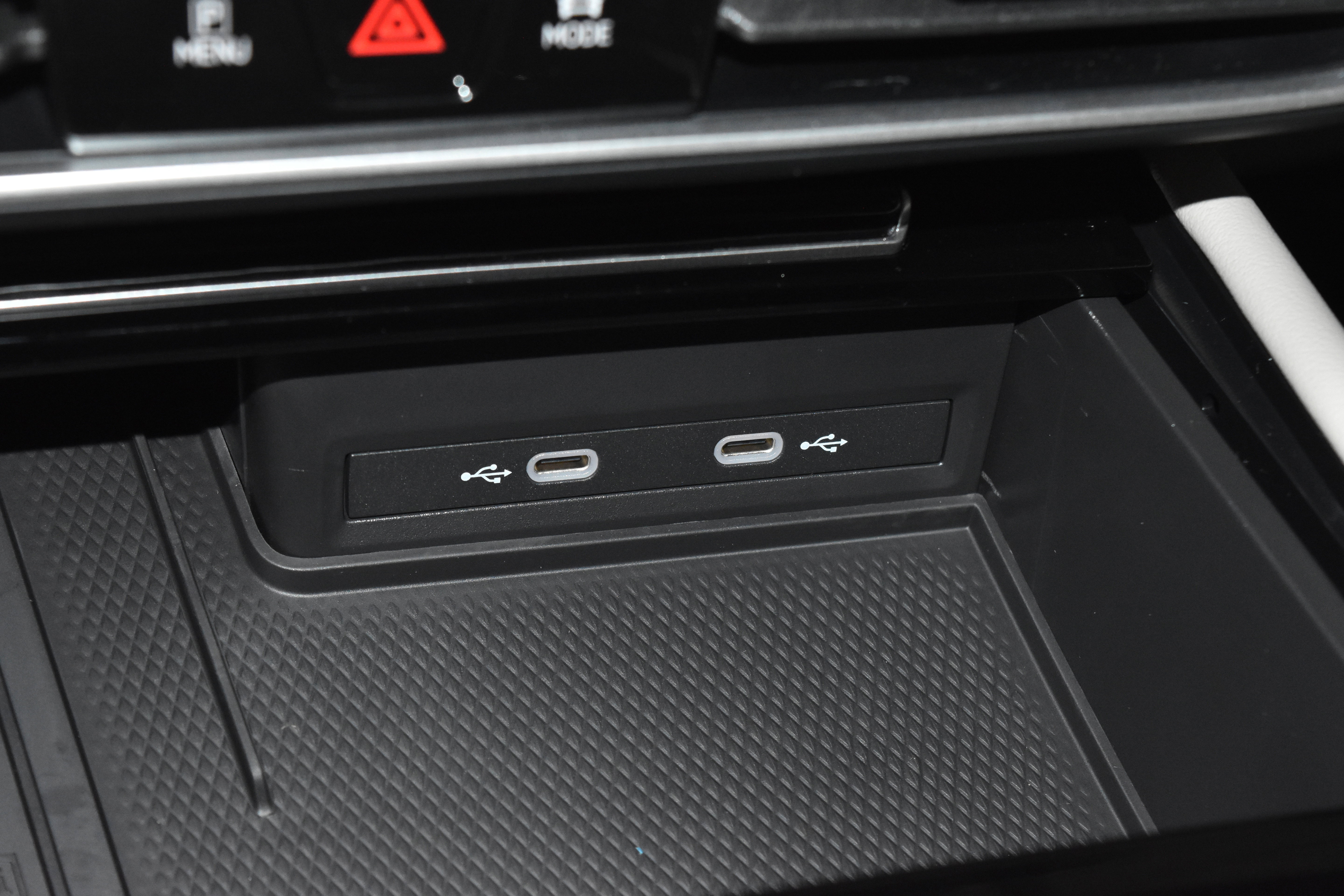 New 2026 Volkswagen Atlas SE FWD image 11