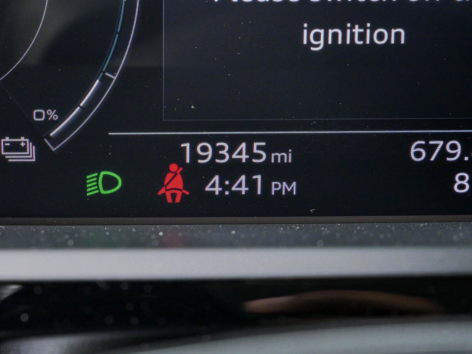 Used 2022 Audi e-tron Premium w/ Convenience Plus Package AWD/4WD image 24