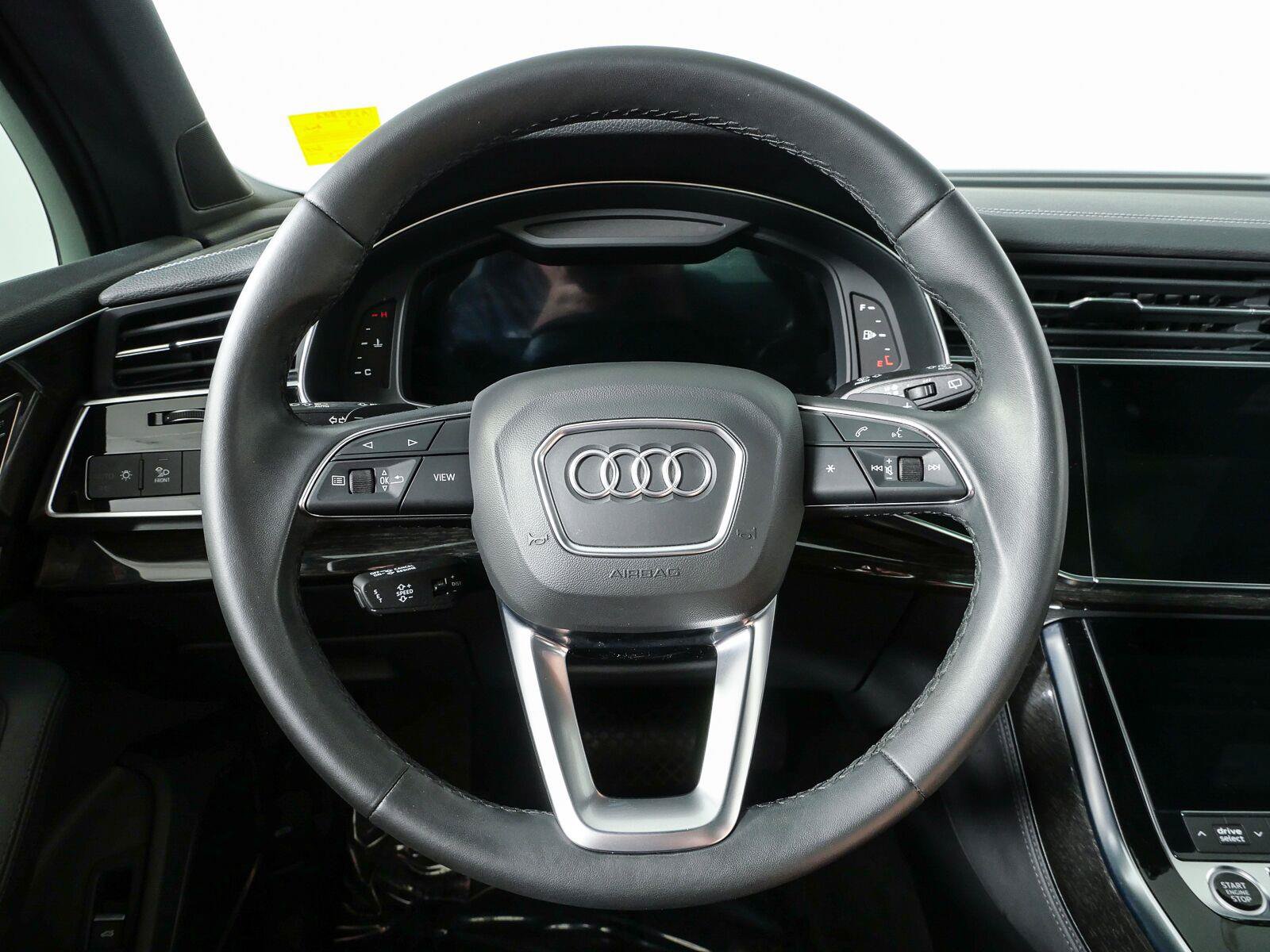 Used 2023 Audi Q7 2.0T Premium Plus w/ Premium Plus Package AWD/4WD image 10