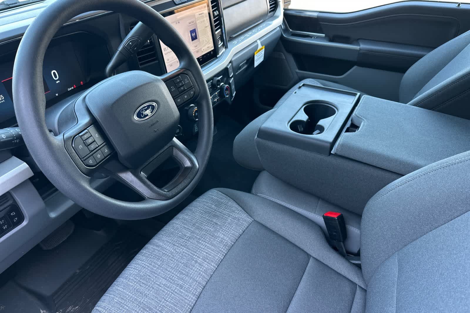 New 2026 Ford F250 XLT w/ XLT Premium Package AWD/4WD image 12