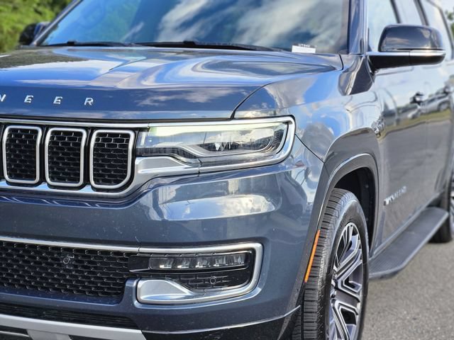 Used 2024 Jeep Wagoneer L Series II RWD image 9