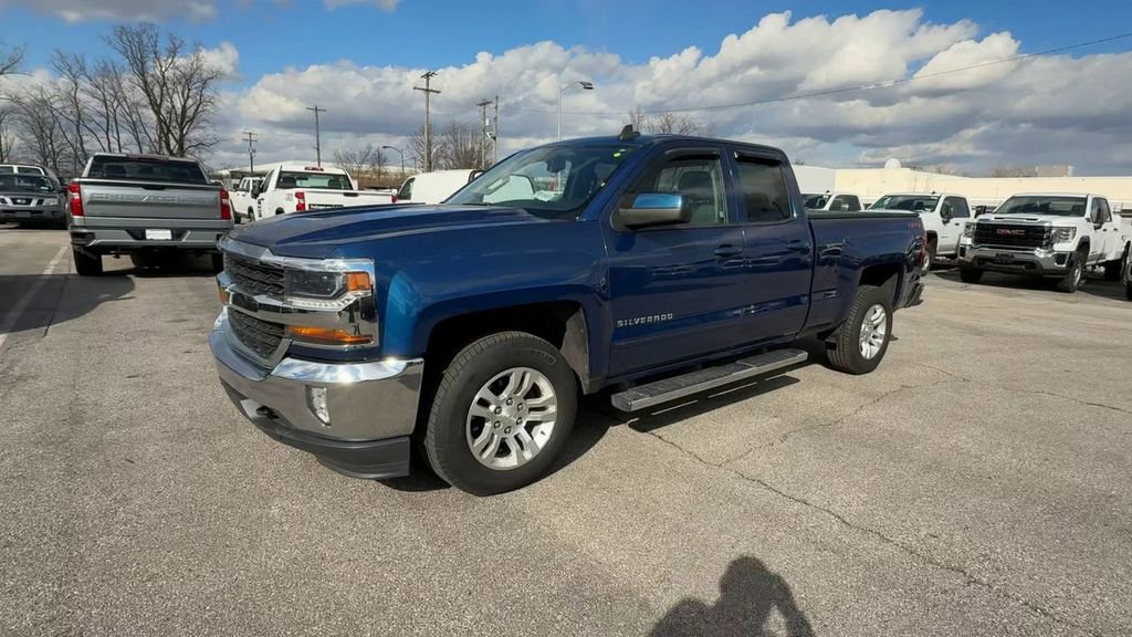 Used 2019 Chevrolet Silverado 1500 LT w/ All Star Edition image 4