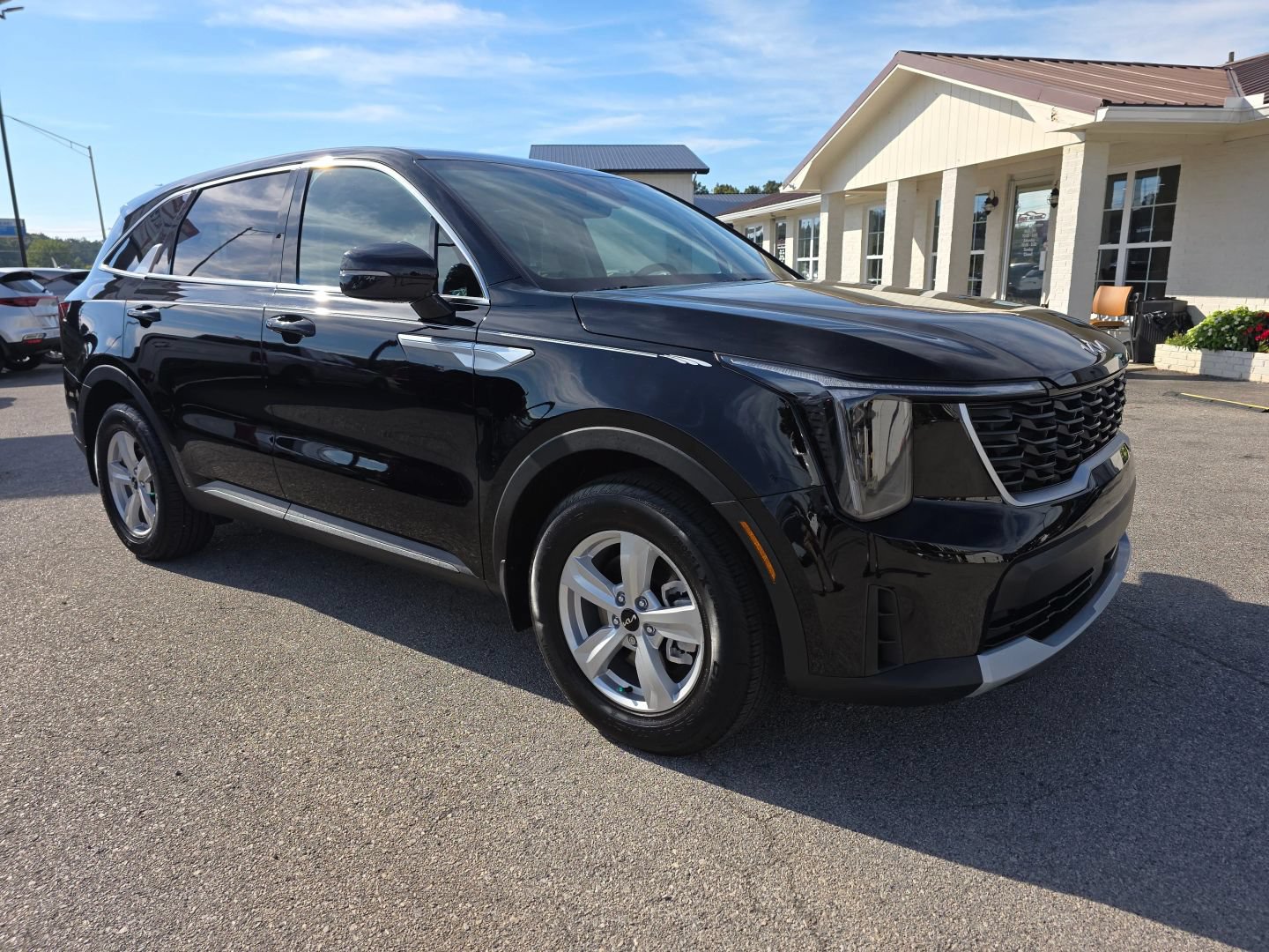 Used 2026 Kia Sorento LX FWD image 7