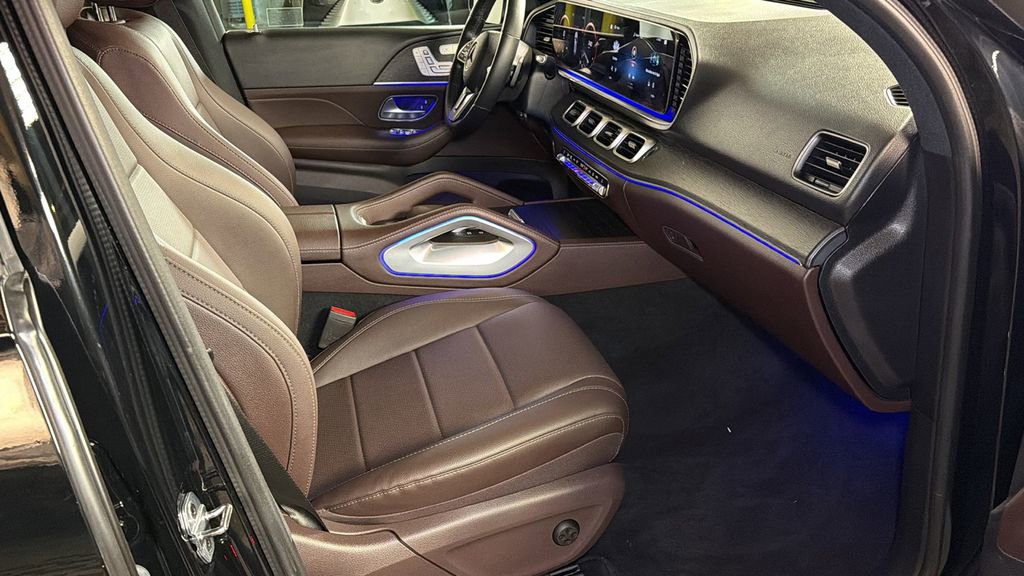 Used 2022 Mercedes-Benz GLE 350 4MATIC w/ Premium Package image 10