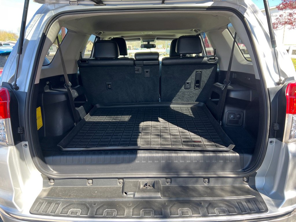 Used 2013 Toyota 4Runner Limited image 11