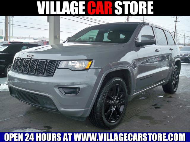 Used 2019 Jeep Grand Cherokee Altitude image 1