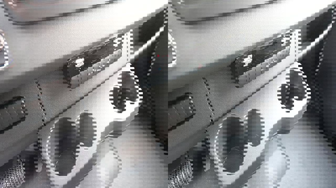 Used 2024 Mercedes-Benz Sprinter 144 Cargo image 11