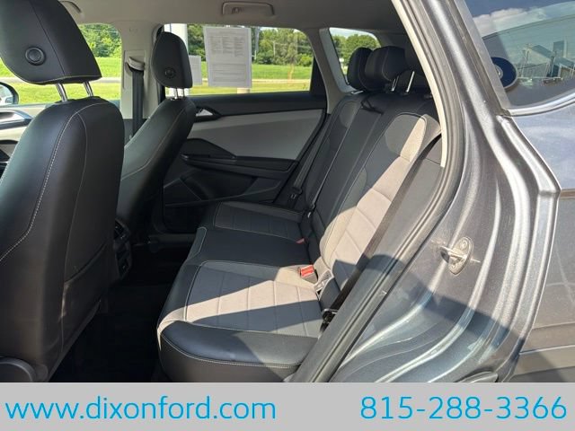 Used 2023 Volkswagen Taos SE FWD image 21