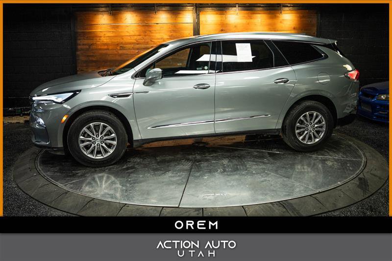 Used 2024 Buick Enclave Premium image 1