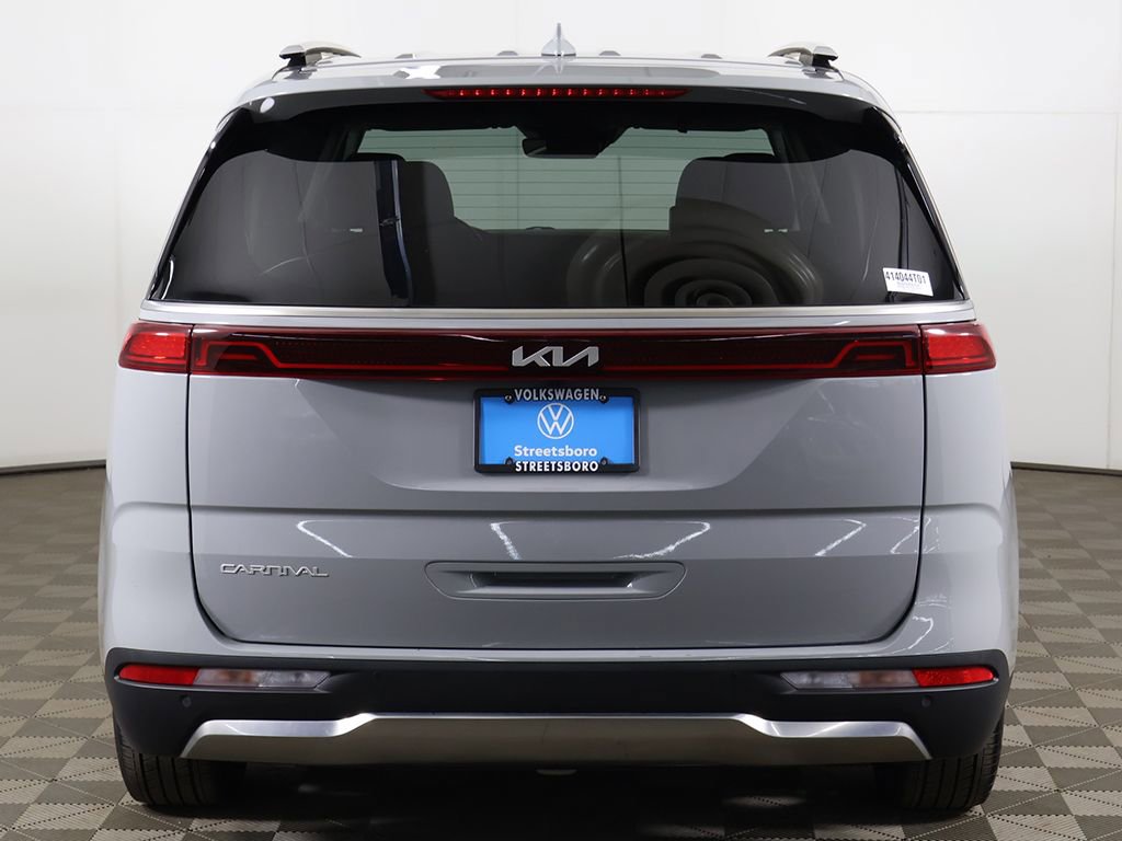 Used 2024 Kia Carnival SX Prestige FWD image 17