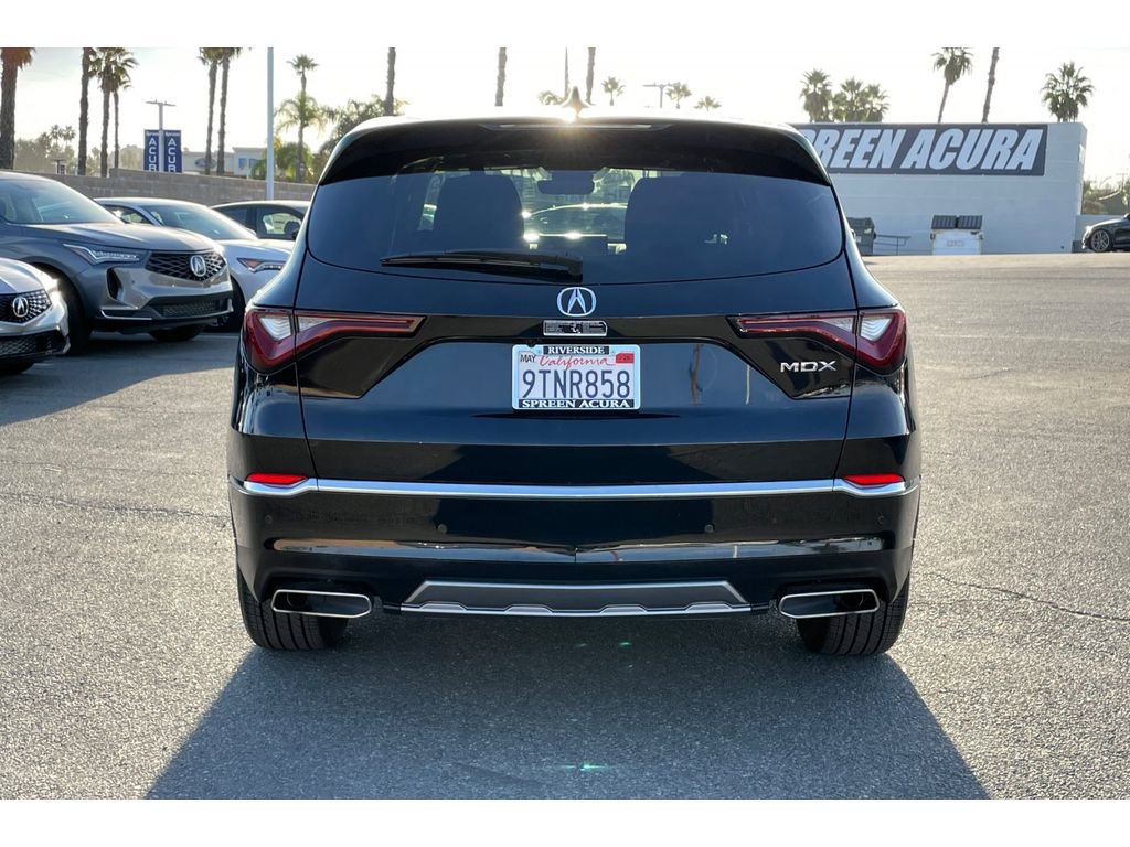 Certified 2025 Acura MDX FWD w/ Technology Package image 4