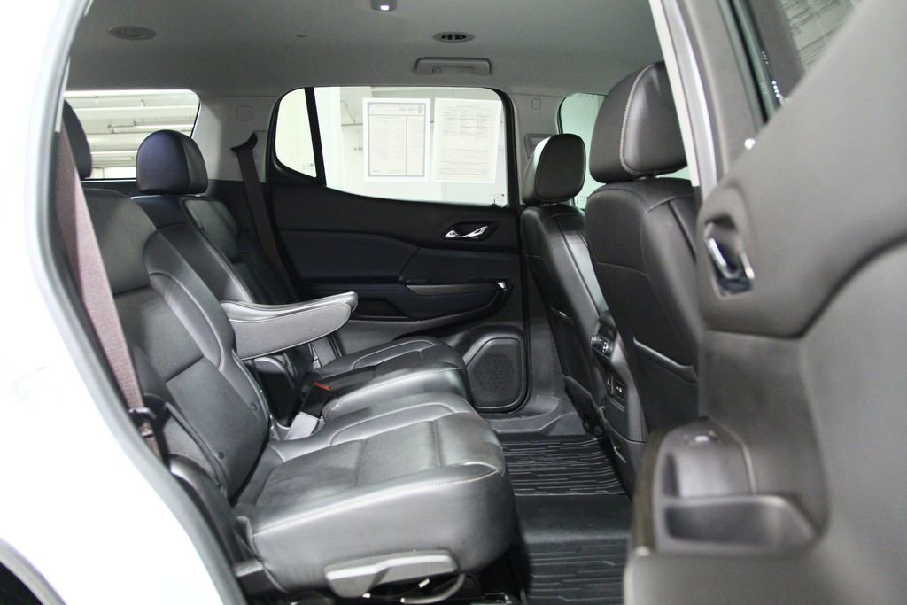 Used 2022 GMC Acadia SLT w/ Elevation Edition image 25