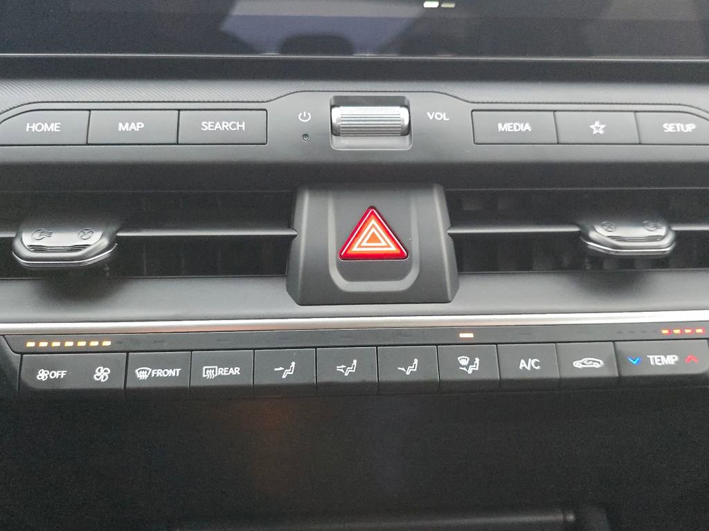 New 2025 Kia K4 LX image 28