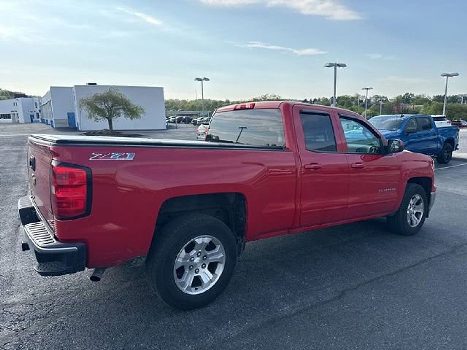 Used 2015 Chevrolet Silverado 1500 LT w/ All Star Edition AWD/4WD image 9